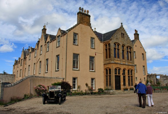 Sandside House, Reay, Caithness
Sandside House dates from around 1751 and sits in a 10,000 acre estate on the north coast of Caithness.
