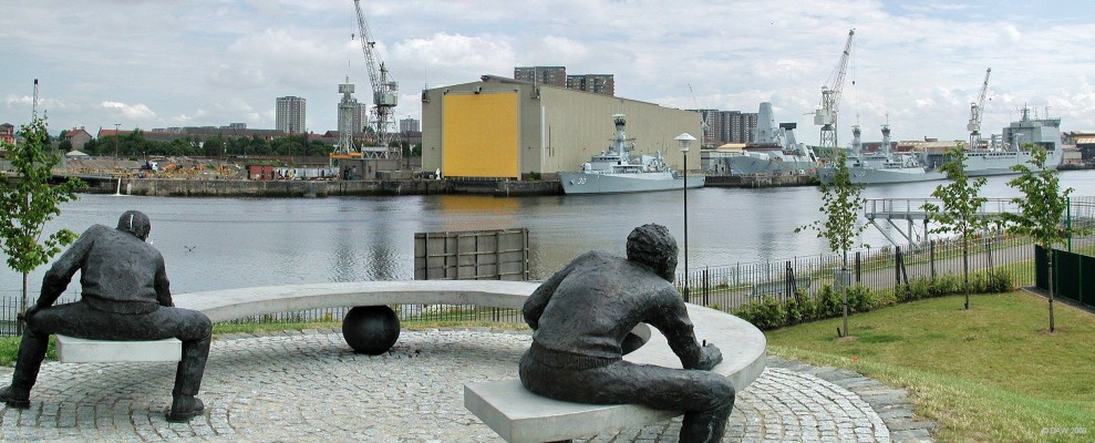 Clyde View Park, Renfrew
Not strictly in Glasgow but just outside the city limit.  Its the first new public park built in the area for some time.  It covers 7 acres and is part of the new riverside development between Braehead and Renfrew.  As you can see it has been appropriately named  with views over the former Yarrows shipyard at Scotstoun.
