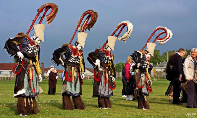 Sea Hames, Neilston, 2017
Sea Hames by Oceanallover.   One of the strangest things I've seen in Neilston and yet quite compelling to watch.  A performing Arts group giving a  live performance at Kingston Playing Fields on 12th May 2017,
