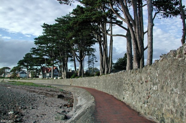 South beach footpath, Largs
At about the spot this photo was taken from there is a plaque in the ground the says the footpath was reconstructed in 1906 by the 'Largs visitors Club" from funds collected for the benefit of the unemployed.  Sounds like a job creation scheme, nothing much changes over time really.  [url=http://www.streetmap.co.uk/map.srf?X=220636&Y=658146&A=Y&Z=115/] Map location. [/url]

