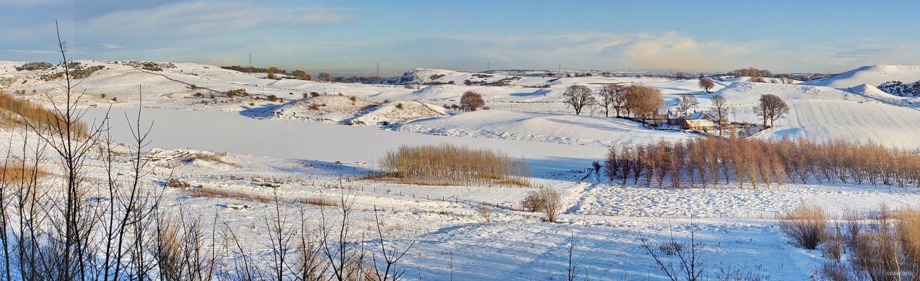 Snypes Dam winter panorama, 2010
Overlooking Snypes Dam from the Neilston Pad.  The 'Craigie' hill is in the centre in the distance.  [url=http://www.streetmap.co.uk/map.srf?X=247793&Y=655119&A=Y&Z=115/] Map location. [/url]
