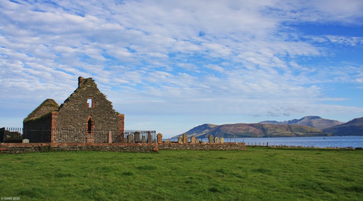 Kilbrannan Chapel, Skipness
Also known as Skipness Chapel it was dedicated to St Brendan in the late 13th or early 14th century.  The Island of Arran can be seen in the background. [url=http://streetmap.co.uk/map.srf?X=191045&Y=657522&A=Y&Z=115/] Map location. [/url]
