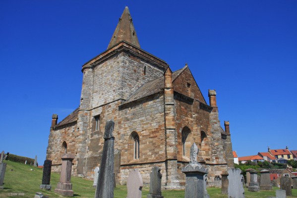 St Monans Parish Church
St Monan was an Irish missionary who lived in a cell near the site of the present church around 832.  The first recognised church dates from 1265 and this was enlarged by King David (1329-71) to the size it is today. In 1646 it became the [url=http://www.stmonanslargowardkirk.org/index.html/] Parish Church [/url] for the Church of Scotland.
