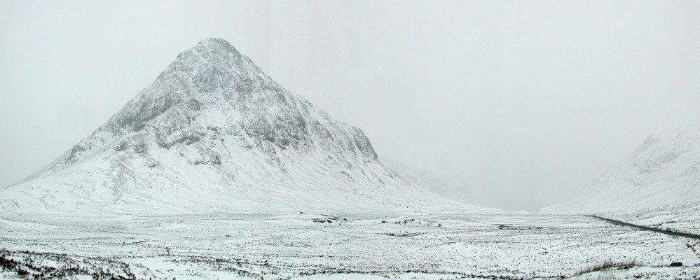Stob Coire Raineach, Winter
Looking towards Stob Coire Raineach just above the Pass of Glen Coe on a cold March day.  [url=http://www.streetmap.co.uk/map.srf?X=221287&Y=755900&A=Y&Z=120/] Map location. [/url]
