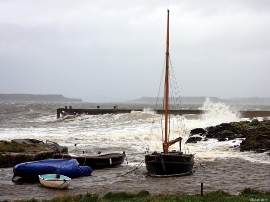Portencross, Winter
A stormy day at the small natural harbour at Portencross,  The wee Cumbrae is on the left and the Great Cumbrae is on the right in the background.  [url=http://www.streetmap.co.uk/map.srf?X=217602&Y=649045&A=Y&Z=115/] Map location. [/url]
