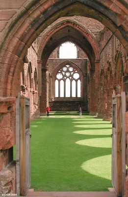 Sweetheart Abbey, New Abbey
The splendid remains of a late 13th and early 14th Century Cistercian abbey founded by Devorgilla, Lady of Galloway, in memory of her husband John Balliol. Devorgilla.
