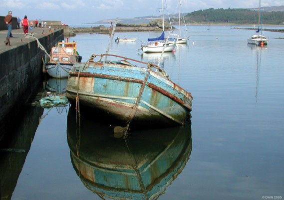 The Harbour, Maidens
Maidens is another of Ayshire's attractive little seaside villages. It lies between Ayr and Girvan and is next to Turnberry Golf Course.    
