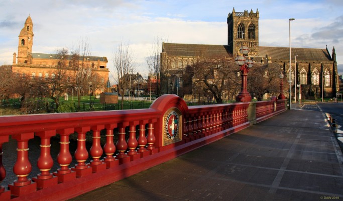 The Abbey Bridge, Paisley
A view of Paisley Abbey and the town hall from the Abbey Bridge.  The original Bridge dates from 1879 but was widened in 1933.  Major work was again carried out in 2009 to return it to its Victorian splendour.  The facias you see here was all re-cast using the originals as templates.  The emblem in the centre is that of the old Paisley Corporation. [url=http://streetmap.co.uk/map.srf?X=248515&Y=663815&A=Y&Z=106/] Map location. [/url]

