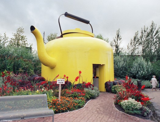 The Kettle, Glasgow Garden Festival
The Kettle was later moved to Gourock but fell in to disrepair and was broken up.
