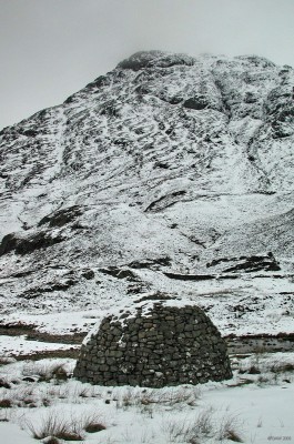 The 'Beehive' Cairn, Glencoe
[url=http://www.streetmap.co.uk/map.srf?X=218787&Y=756320&A=Y&Z=120/] Map location. [/url]
