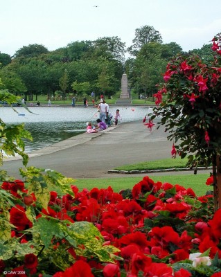 The Pond, Victoria Park, Glasgow
A summer view of the Pond at Victoria Park, the War Memorial is in the background.  [url=http://www.streetmap.co.uk/idmap.srf?X=254320&Y=667145&A=Y&Z=120/] Map location. [/url]
