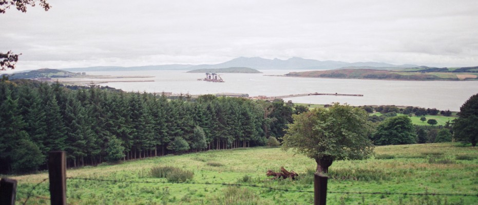 The view from Kelburn Estate, 1988
A view out across the firth of Clyde from the upper estate road at Kelburn Country Park. On the right is the Great Cumbrea, to the left is The Wee Cumbrae and behind is the Island of Arran. [url=http://www.streetmap.co.uk/map.srf?X=221897&Y=656722&A=Y&Z=115&ax=222005&ay=656967/] Map location. [/url]
