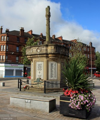 Mercat Cross and War Memorial, Renfrew
The war Memorial and Mercat Cross, Renfrew. [url=http://streetmap.co.uk/map.srf?X=250638&Y=667533&A=Y&Z=115/] Map location. [/url]

