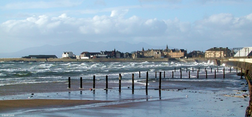 White Horses, Saltcoats, Ayrshire
A stormy day overlooking the south end of Saltcoats.  The outline of the Arran mountains can be seen in the distance.
