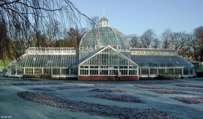 The Winter Garden in winter, Tollcross Park
[url=http://www.streetmap.co.uk/map.srf?X=263725&Y=663690&A=Y&Z=120/] Map location. [/url]
