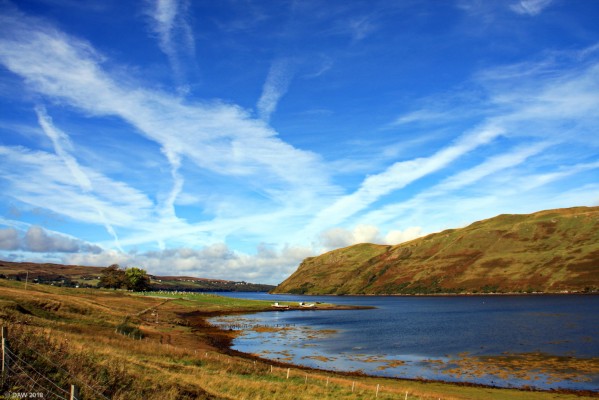 Blue sky, Loch Harport, Skye
[url=http://streetmap.co.uk/map.srf?X=140290&Y=831229&A=Y&Z=120/] Map location. [/url]
