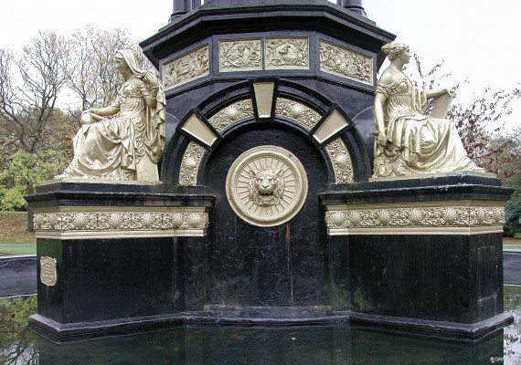 The Saracen Fountain, Alexandra Park, Glasgow
A close up view of the Cast Iron Saracen fountian built in 1901 for the Empire exhibition in Glasgow.  It was first erected at Kelvingrove park and later moved here to Alexandra Park.
