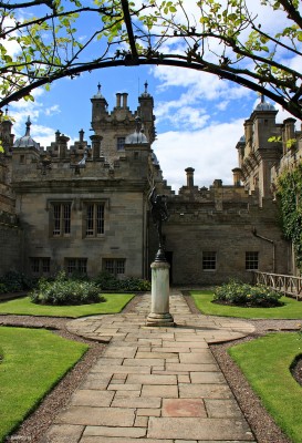Floors Castle
Through the Arch.
