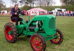 2006,_Green_tractor.jpg