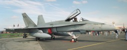 Canadian_Air_Force_F18_Hornet2C_Fairfod2C_1993.jpg