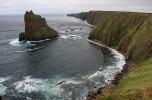 Cliffs_and_Sea_Stack_at_Duncansby_Head.jpg