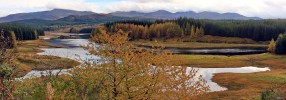 River_Spean_panorama.jpg