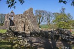 Ruins_of_Dundrennan_Abbey_2.jpg