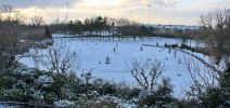 Snow_bound_Victoria_Park2C_Glasgow.jpg