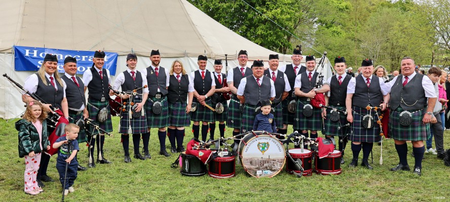 2026, The Neilston & District Pipe Band
The Pipe Band always leads the parade through the village to the showground.
