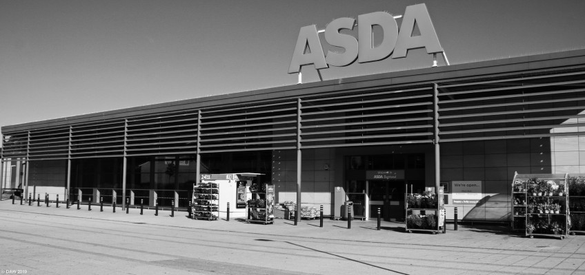Asda, Barrhead main street
The changing face of Barrhead Main Street.  Built in 2014 by Barr Construction on vacant land behind where the old health centre stood.  The design makes clever use of the sloping ground meaning it has a covered car park below, ideal for typical Barrhead weather.  [url=http://streetmap.co.uk/map.srf?X=250297&Y=659025&A=Y&Z=115/] Map location. [/url]
