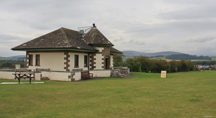 Camera Obscura, Kirriemuir
Open in 1930 as the Cricket Pavilion and paid for by J. M.Barrie the author who was born in Kirriemuir in 1860.  In 2015 the pavilion and camera were restored to their original glory.  [url=http://streetmap.co.uk/map?X=338828&Y=754657&A=Y&Z=115/] Map location. [/url]
