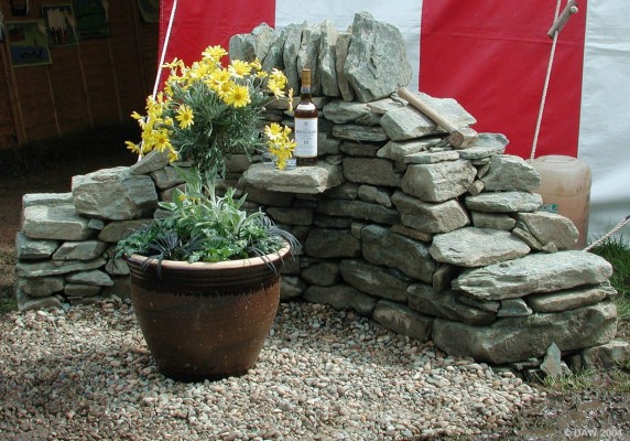 Dry Stone Wall, 2003 Show
Hard to believe that bottle remained there.... perhaps it was glued?
