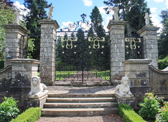 Garden Gate, Abbotsford House
The rather impressive garden gates at [url=https://www.scottsabbotsford.com/] Abbotsford House, [/url] former home of Sir Walter Scott
