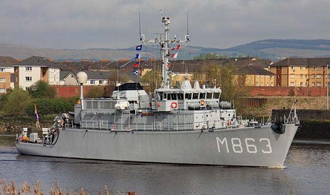 M683, Vlaradingen, upper Clyde 2011
A Tripartite Class Mine Hunter of the Netherlands Navy visiting the upper Clype in April 2011.
