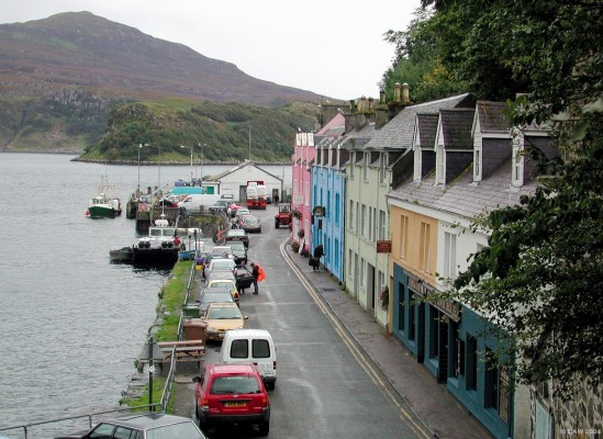 Portree Harbour
The town of Portree is about 40 miles north of the Skye Bridge and is often referred to as 'The capital' of Skye.   It may come as no surprise that the pink building in this photo is 'The Pink Guest House'.  www.pink-guest-house.co.uk


