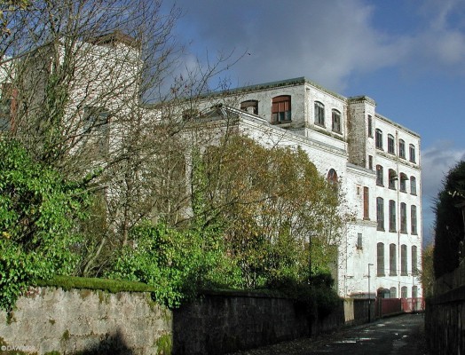 Rear of Crofthead Mill
A view of the old Crofthead Mill from the lane that runs behind it.  [url=http://www.streetmap.co.uk/map.srf?X=247304&Y=657291&A=Y&Z=115/] Map location. [/url]
