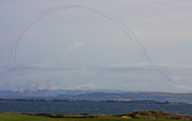 The Red Arrow over Troon
The RAF Red Arrows over Troon during the 2015 Airshow as seen from Irvine.
