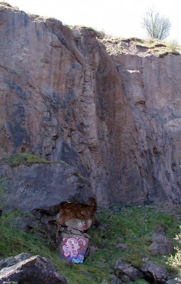Rock Art, Boylestone Quarry, Barrhead
Possible proof that there may indeed be some culture in Barrhead, or maybe not.
