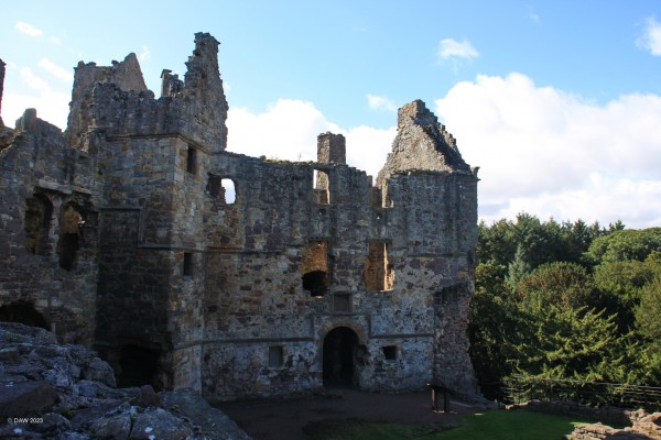 Ruins of Dirleton Castle
These are the ruins of the elegant block of bedchambers added by the Ruthven family after 1515.  They introduced modern features  such as leaded glass in the windows and floors of green glazed tiles.  [url=http://streetmap.co.uk/map?X=351755&Y=684055&A=Y&Z=120/] Map location. [/url]
