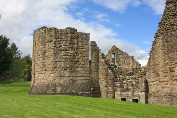 The South West Tower, Kildrummy Castle
The ruins of Kildrummy Castle.  Built for William, the ninth Earl of Mar.  It was a demonstration of his power and wealth and of strategic importance situated on the main routes north to Moray and Buchan.
