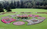 Drumlanrig Castle Gardens.jpg
