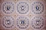 Ornate_plaster_ceiling,_Greenock_Municipal_Building.jpg