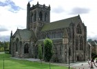 Paisley_Abbey_from_Town_Hall.jpg